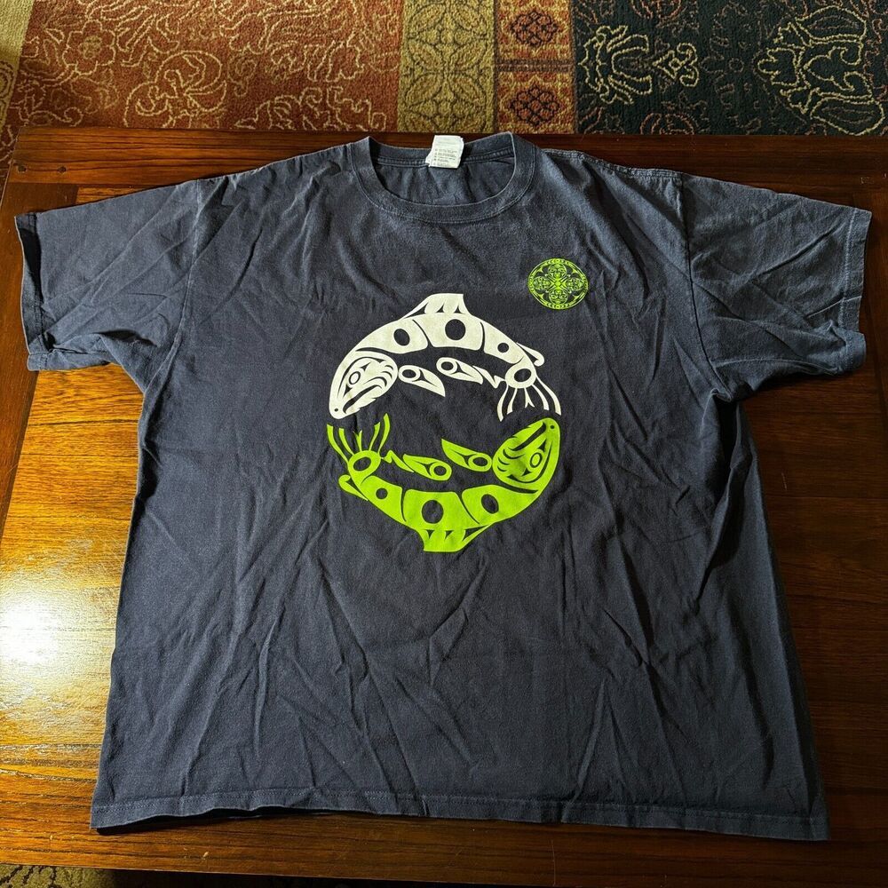 2010 Vancouver Olympics Shirt Size 2X Squamish Native Fish Art Canada